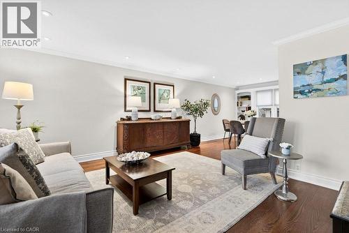 2153 Paisley Avenue, Burlington, ON - Indoor Photo Showing Living Room
