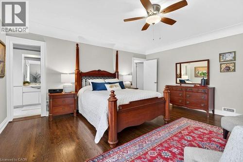 2153 Paisley Avenue, Burlington, ON - Indoor Photo Showing Bedroom
