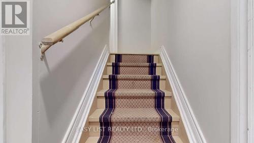 42 Foxberry Road, East Gwillimbury, ON - Indoor Photo Showing Other Room