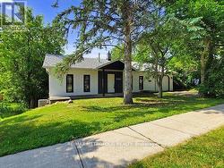 1000 ELGIN STREET Newmarket, ON L3Y 3C1