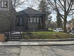 199 GLENGARRY AVENUE Toronto, ON M5M 1E1