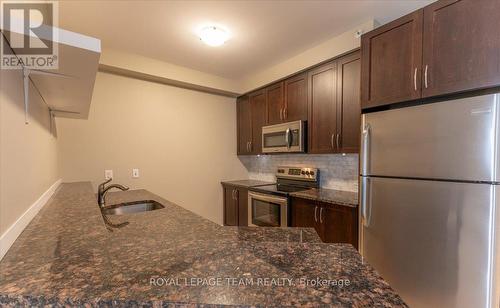 9 Balsam Street, Ottawa, ON - Indoor Photo Showing Kitchen With Stainless Steel Kitchen