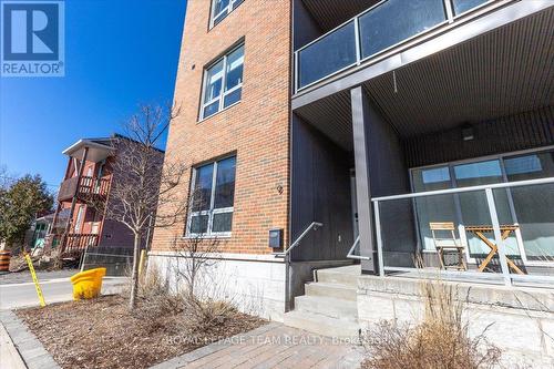 9 Balsam Street, Ottawa, ON - Outdoor