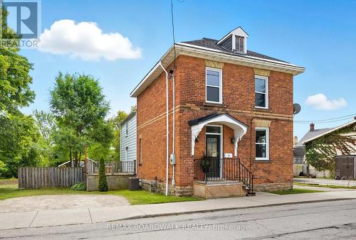22 ISABELLA STREET  Perth, ON K7H 2W8