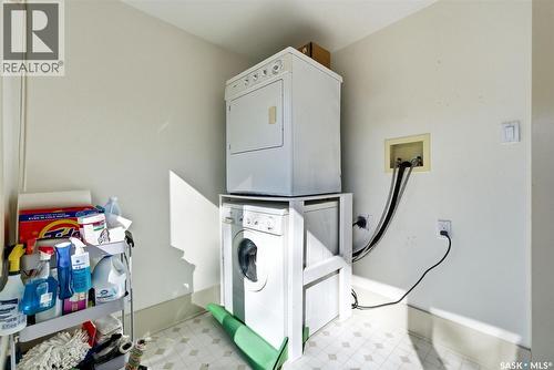 2231 Cameron Street, Regina, SK - Indoor Photo Showing Laundry Room