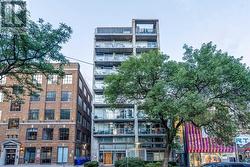 804 - 169 JOHN STREET Toronto, ON M5T 1X3