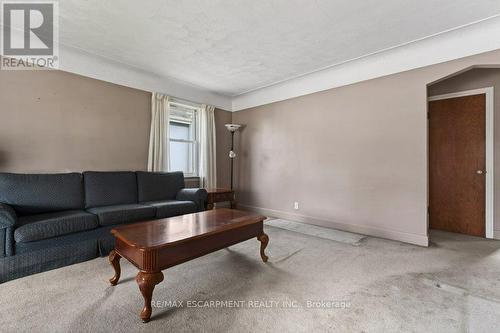 69 West 4Th Street, Hamilton, ON - Indoor Photo Showing Living Room