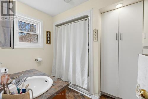 13 Ravine Park Road S, Goderich (Goderich (Town)), ON - Indoor Photo Showing Bathroom