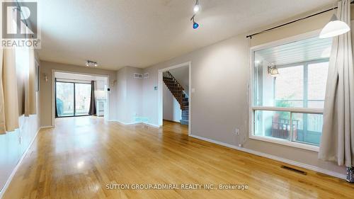 93 Patrice Crescent, Vaughan, ON - Indoor Photo Showing Other Room