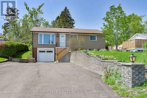 636 MISSISSAGA STREET W  Orillia, ON L3V 3C6