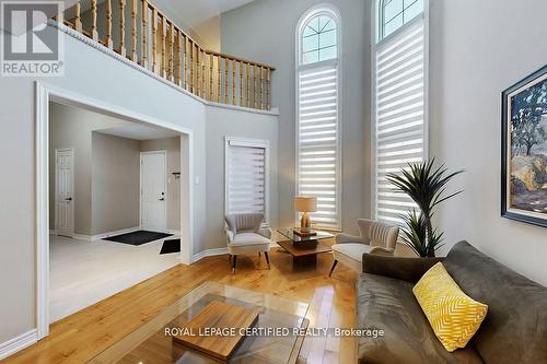 3898 Parkgate Drive, Mississauga, ON - Indoor