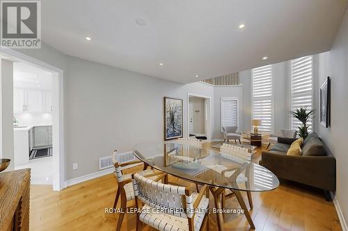 3898 Parkgate Drive, Mississauga, ON - Indoor