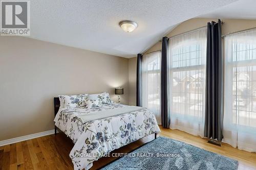 3898 Parkgate Drive, Mississauga, ON - Indoor Photo Showing Bedroom