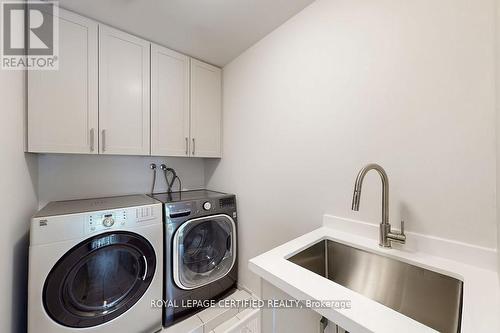 3898 Parkgate Drive, Mississauga, ON - Indoor Photo Showing Laundry Room