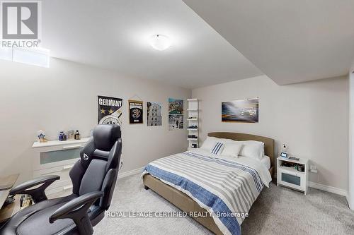 3898 Parkgate Drive, Mississauga, ON - Indoor Photo Showing Bedroom