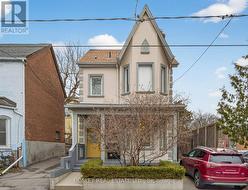 103 MANNING AVENUE Toronto, ON M6J 2K6