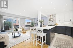 2807 ST CLAIR AVENUE E Toronto, ON M4B 1N3