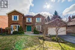 64 CRAIGLEITH CRESCENT Richmond Hill, ON L4E 2S4