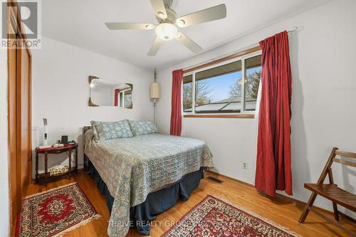 6 Southwood Crescent, London South (South D), ON - Indoor Photo Showing Bedroom