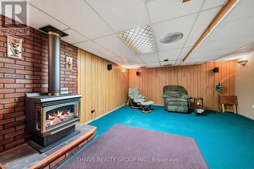 6 Southwood Crescent, London South (South D), ON - Indoor With Fireplace