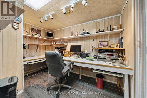 6 Southwood Crescent, London South (South D), ON - Indoor Photo Showing Office