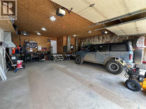 205 Roberts Avenue, Canora, SK - Indoor Photo Showing Garage