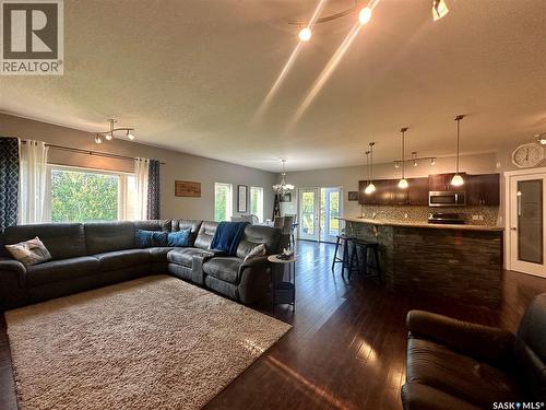 205 Roberts Avenue, Canora, SK - Indoor Photo Showing Living Room