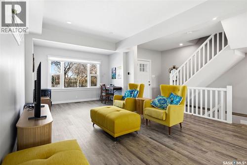 3809 Victoria Avenue, Regina, SK - Indoor Photo Showing Other Room