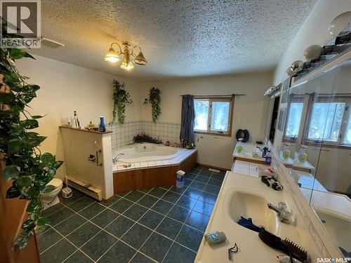 Cabana Waterfront, Meadow Lake Rm No.588, SK - Indoor Photo Showing Bathroom