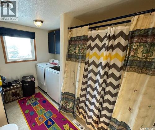 Cabana Waterfront, Meadow Lake Rm No.588, SK - Indoor Photo Showing Laundry Room