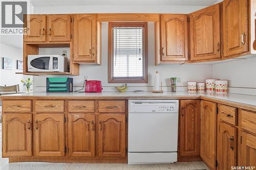 681 Canada Street, Central Butte, SK - Indoor Photo Showing Kitchen