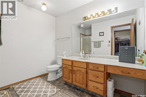 681 Canada Street, Central Butte, SK - Indoor Photo Showing Bathroom