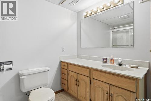 681 Canada Street, Central Butte, SK - Indoor Photo Showing Bathroom