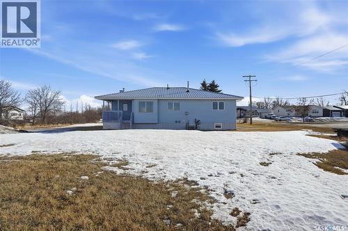 681 Canada Street, Central Butte, SK - Outdoor