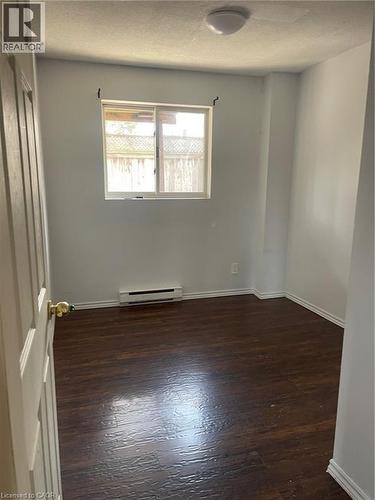 379 Holly Street, Waterloo, ON - Indoor Photo Showing Other Room