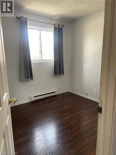 379 Holly Street, Waterloo, ON - Indoor Photo Showing Other Room