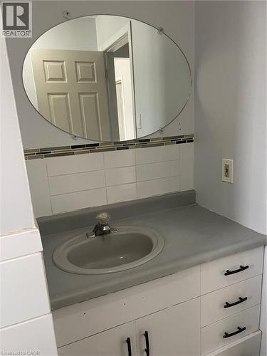 379 Holly Street, Waterloo, ON - Indoor
