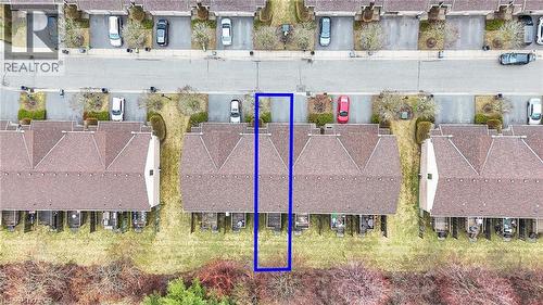 Drone / aerial view - 26 Roehampton Crescent, Guelph, ON - 