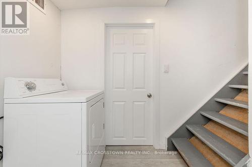 34 Kipling Place, Barrie, ON - Indoor Photo Showing Laundry Room