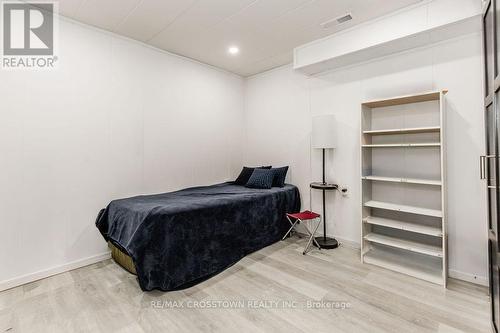 34 Kipling Place, Barrie, ON - Indoor Photo Showing Other Room