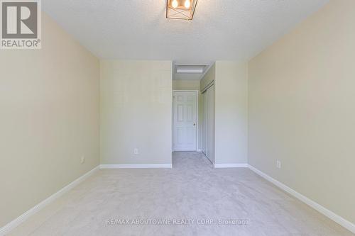 3037 Abernathy Way, Oakville, ON - Indoor Photo Showing Other Room