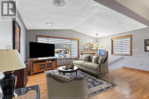 1116 Reaume, Lasalle, ON - Indoor Photo Showing Living Room