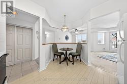 Cozy eat-in dinette in the kitchen - 