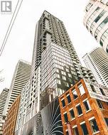 1702 - 87 PETER STREET Toronto, ON M5V 0P1