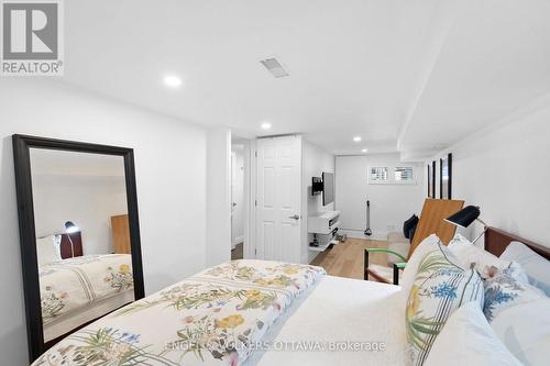 244 Flora Street, Ottawa, ON - Indoor Photo Showing Bedroom