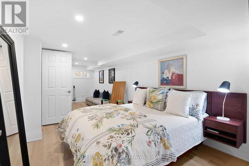 244 Flora Street, Ottawa, ON - Indoor Photo Showing Bedroom