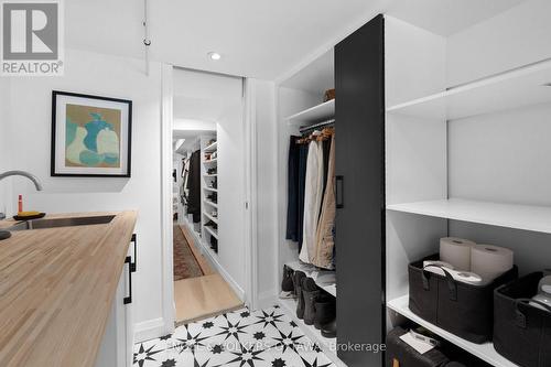 244 Flora Street, Ottawa, ON - Indoor
