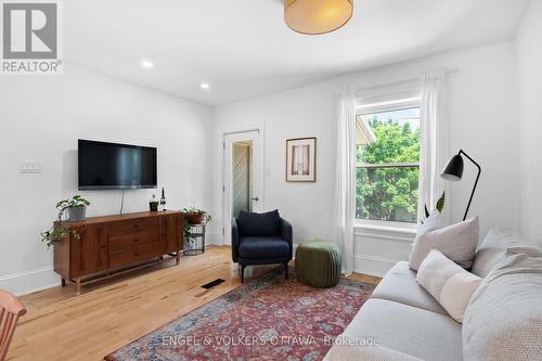 244 Flora Street, Ottawa, ON - Indoor