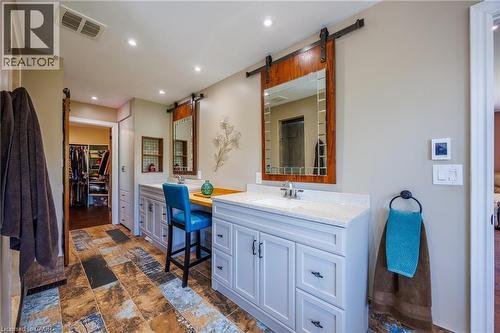double sink - 1285 Cockshutt Road, Simcoe, ON - Indoor Photo Showing Bathroom