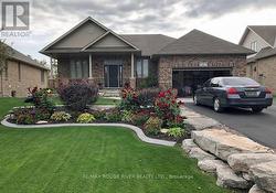 27 SOUTH HARBOUR DRIVE Kawartha Lakes, ON K0M 1A0